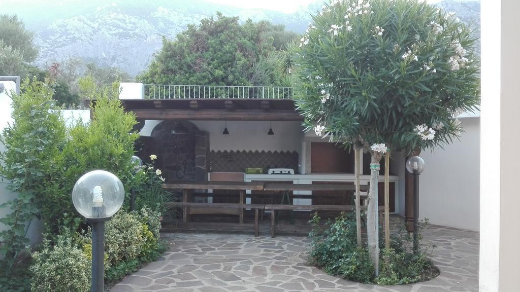Casa Vacanze Villa Rosa 卡拉古诺内 外观 照片